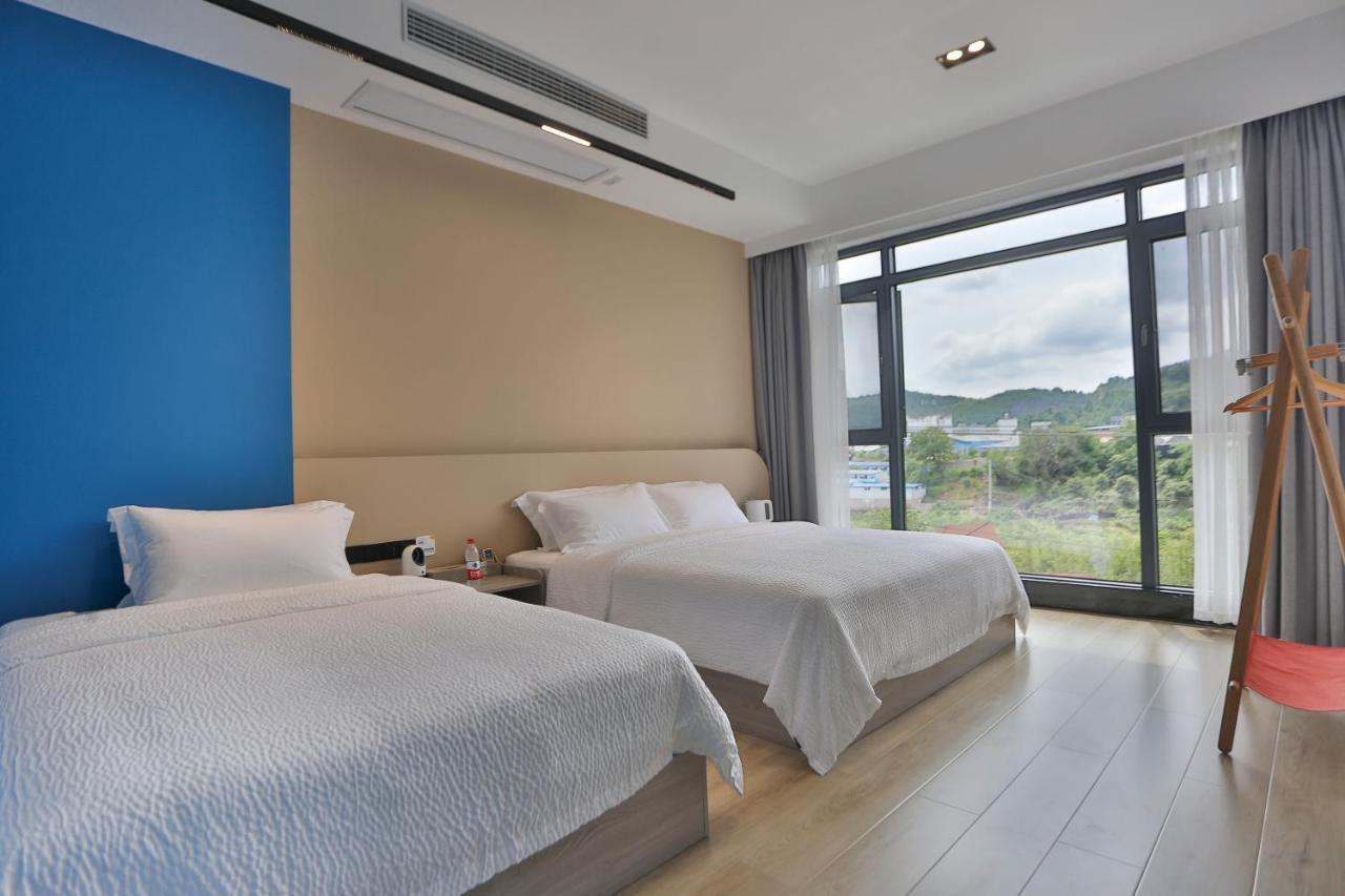 Heaven'S Gate Home Stay --Free Pick Up Service--Panoramic View Of Tianmen Mountain Zhangjiajie Exterior photo
