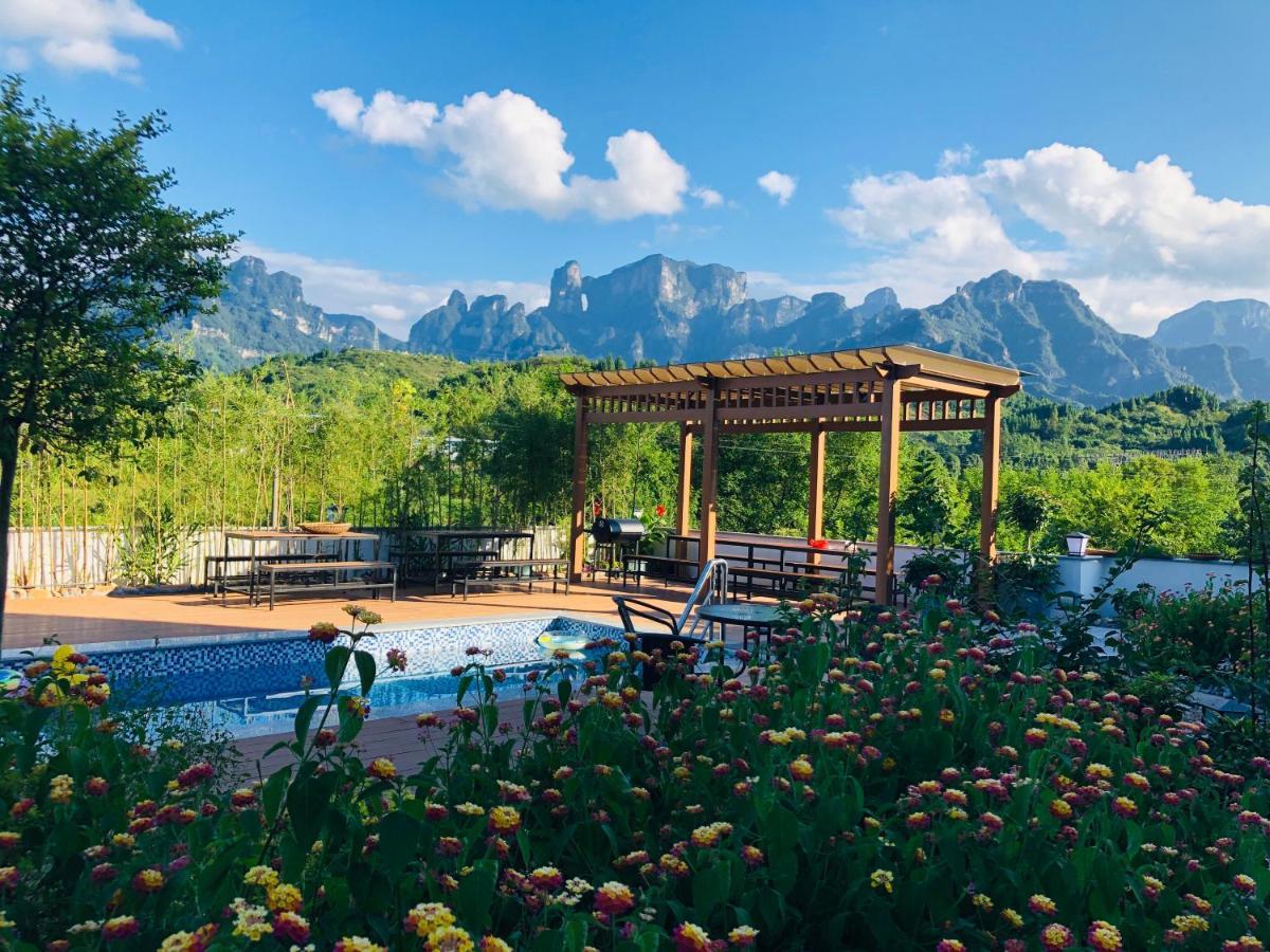 Heaven'S Gate Home Stay --Free Pick Up Service--Panoramic View Of Tianmen Mountain Zhangjiajie Exterior photo