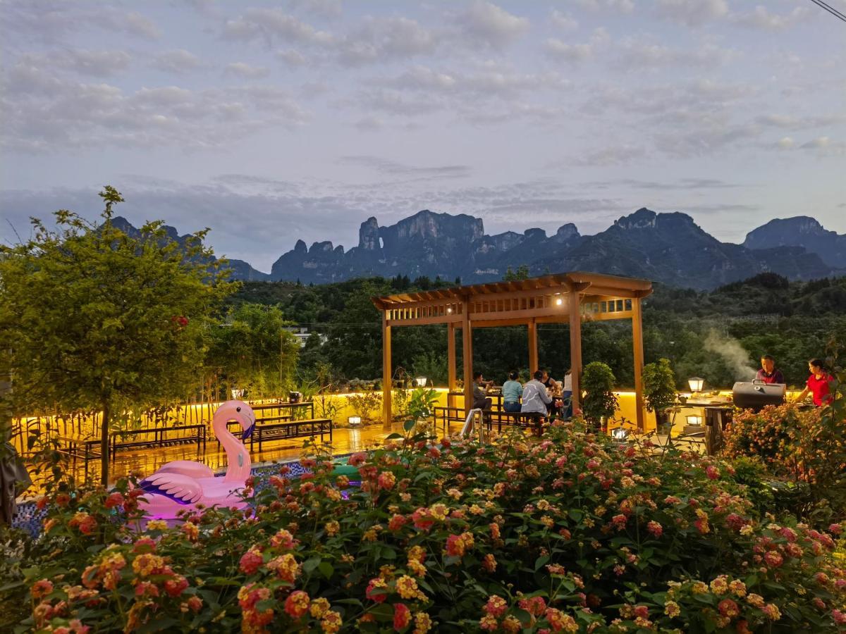 Heaven'S Gate Home Stay --Free Pick Up Service--Panoramic View Of Tianmen Mountain Zhangjiajie Exterior photo